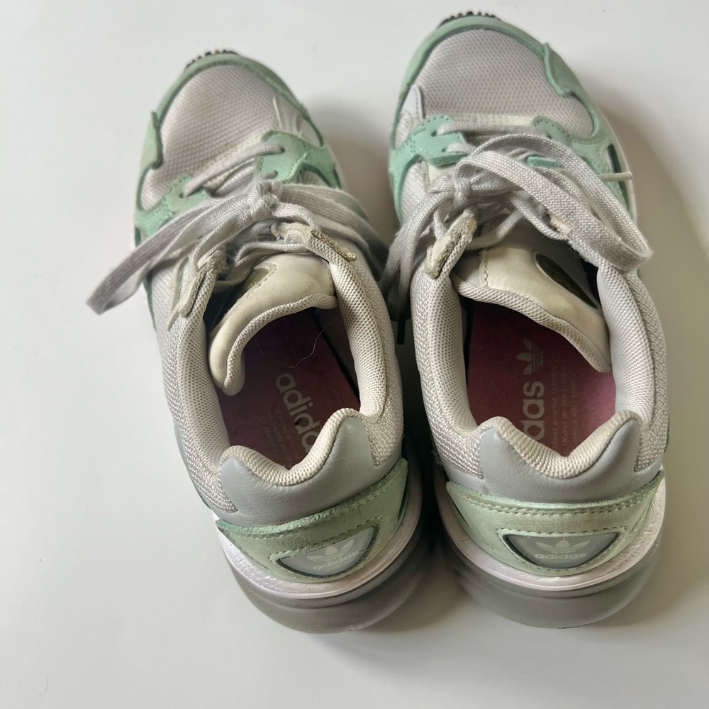 Adidas Falcon grey and green athletic shoe sneakers size 8 - Picture 5 of 7